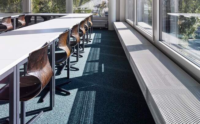 Salle de classe Gymnase de Strandboden Bienne