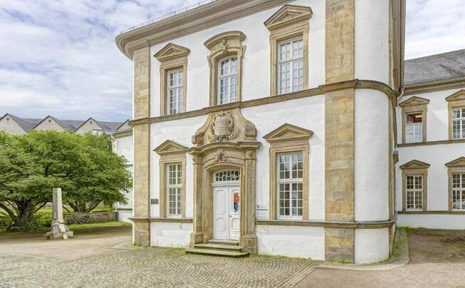 Buitenaanzicht van Stadsbibliotheek Paderborn