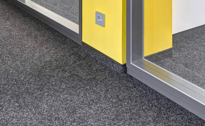 CLAAS E-Systems flooring