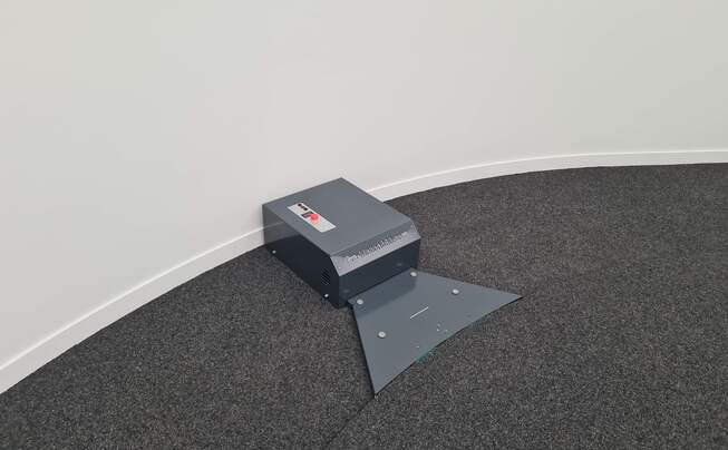 Fabromont flooring for pre-motion 360° photo studios
