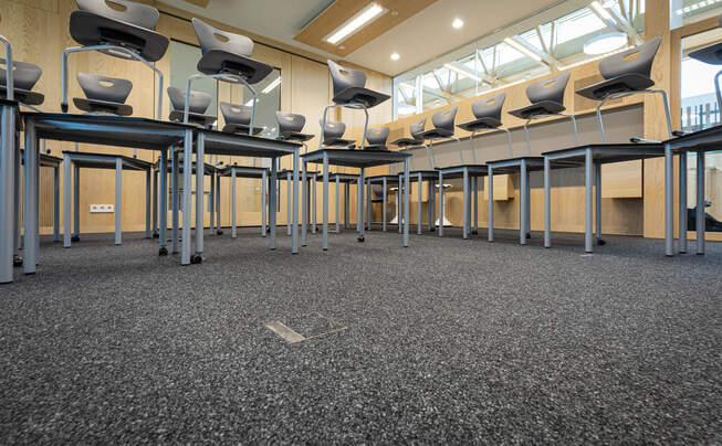 Vue intérieure de l'école de tourisme de Klessheim
