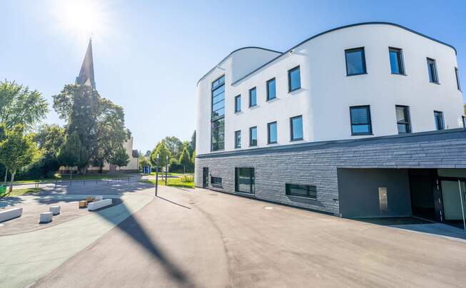 Exterior view of the Leopold School in Altshausen